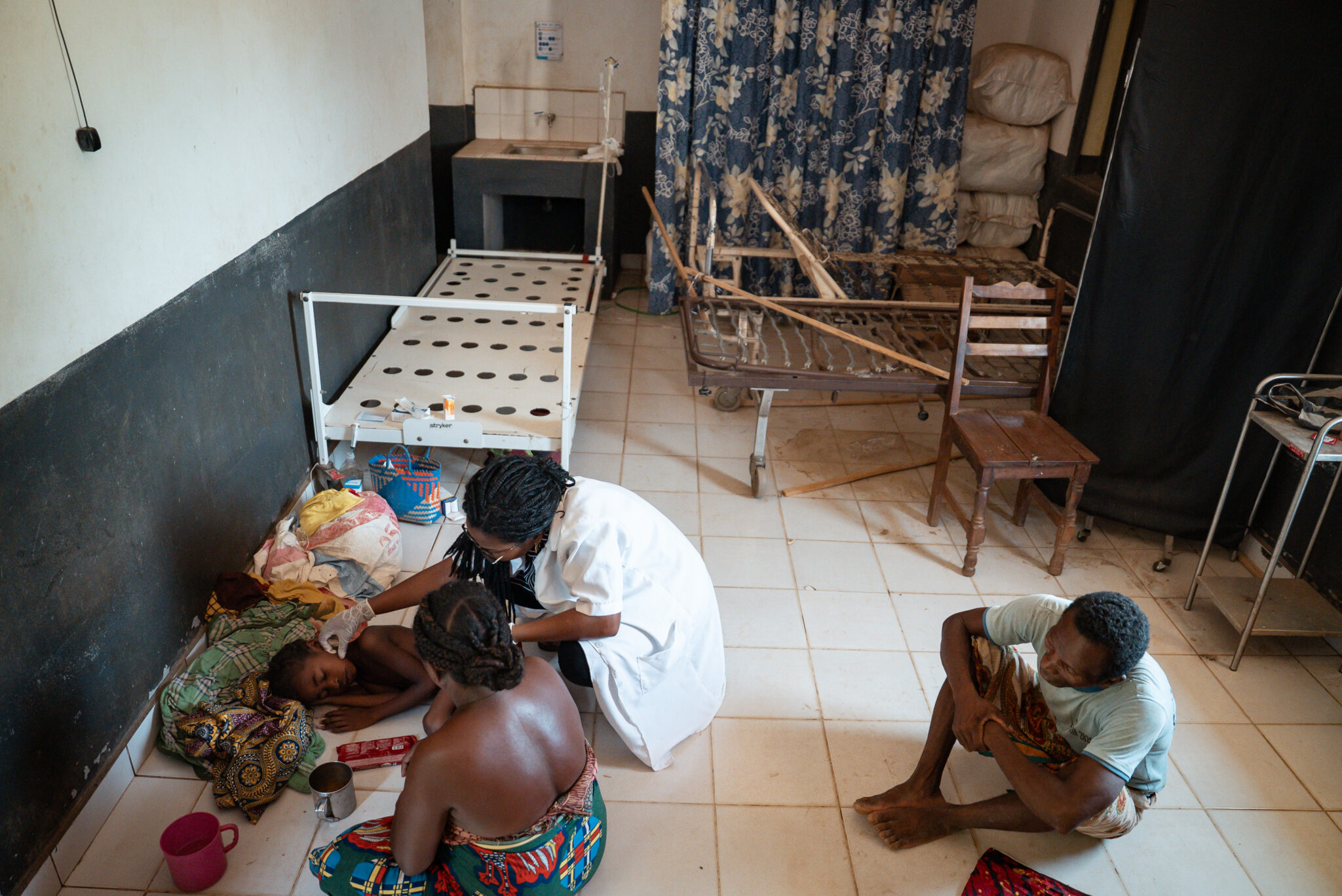 Ankilivalo Hospital before the renovation — photo 1